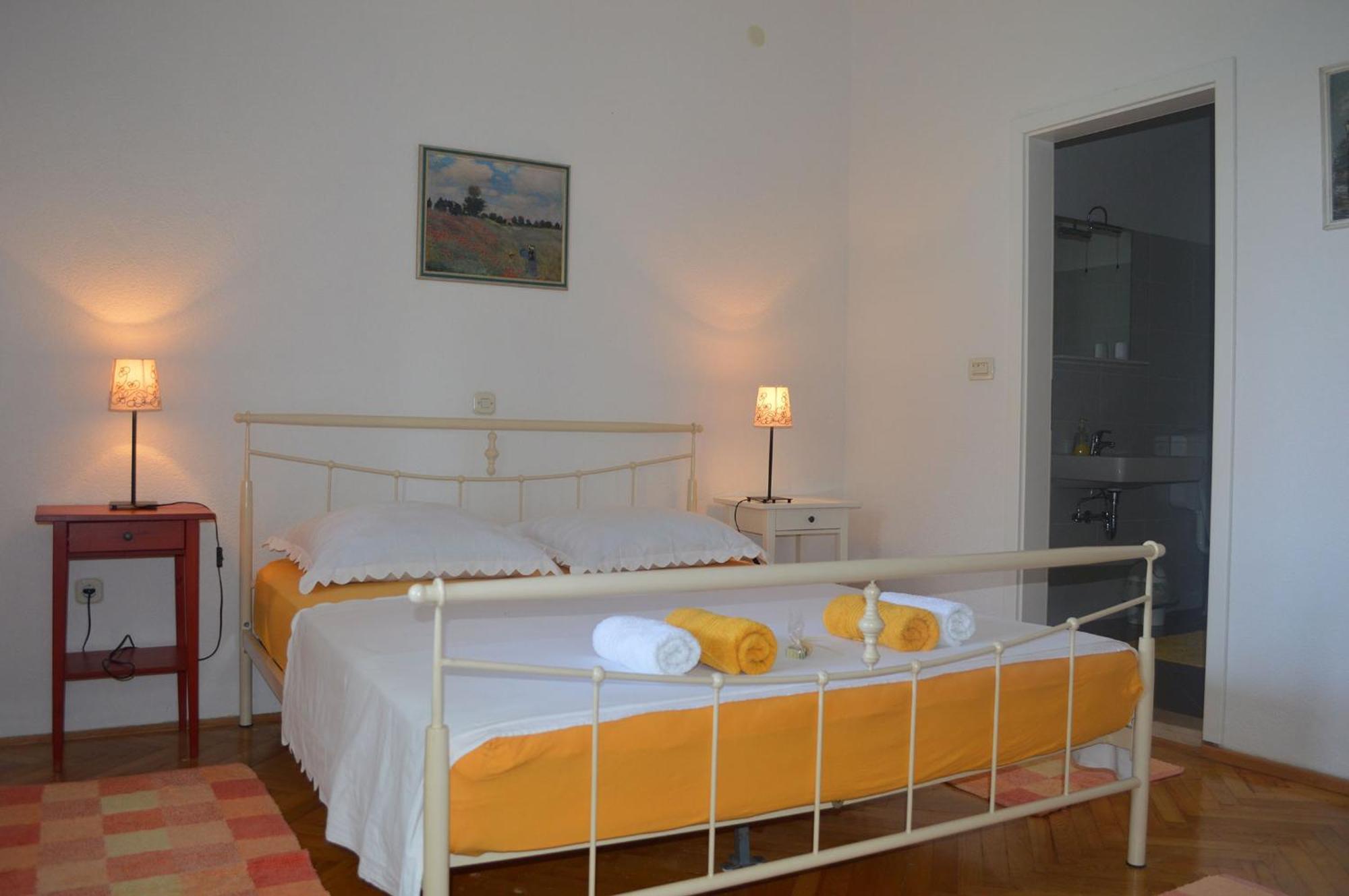 Apartments With A Parking Space Makarska - 11361 Bilik gambar